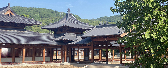 古建筑設(shè)計(jì)與現(xiàn)代公司建筑布局的融合之道